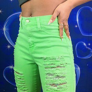 Vibrant Distressed jeans